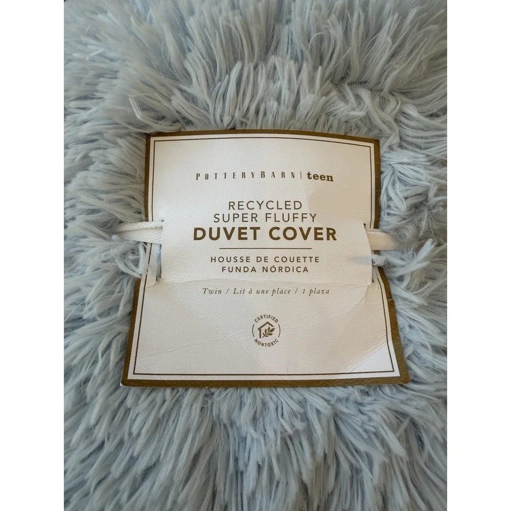 Pottery Barn Teen Recycled Super Fluffy Twin Duvet Cover & Standard Sham Blue